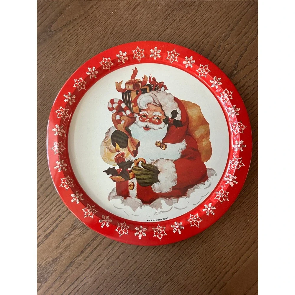 Vintage Santa‎ Claus Round Tin Christmas Serving Tray Red Snowflake Hong Kong